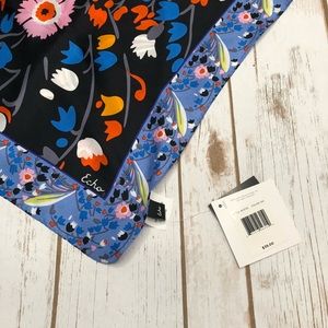 NWT echo scarf